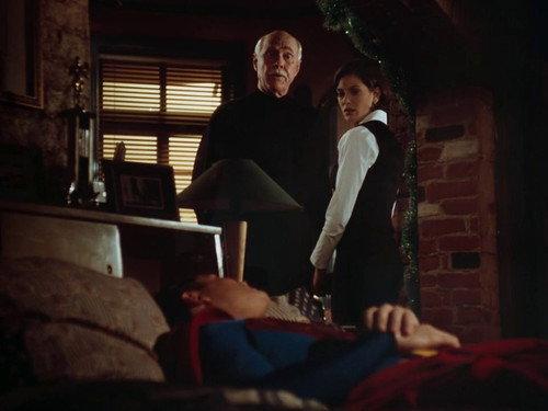 Lois & Clark: The New Adventures of Superman Season 3 Episode 11 - Home Is Where the Hurt Is