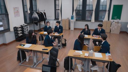 Nineteen to Twenty Season 1 Episode 1 - Episode 1