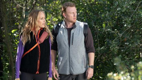 Grey's Anatomy Season 20 Episode 8 - Blood, Sweat and Tears