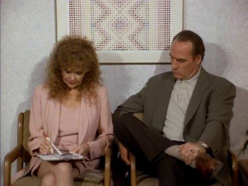 Coach Season 8 Episode 4 - She's Having Our Baby (1)