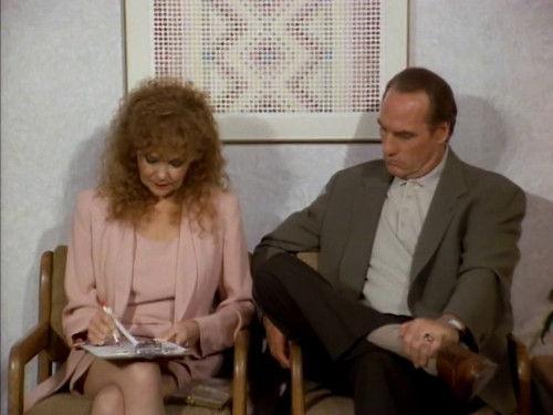 Coach Season 8 Episode 4 - She's Having Our Baby (1)