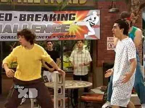 Kickin' It Season 1 Episode 17 - Breaking Board