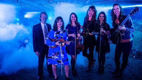 Bluegrass Underground Season 5 Episode 11 - The Quebe Sisters