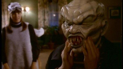 Goosebumps Season 1 Episode 2 - The Haunted Mask (2)