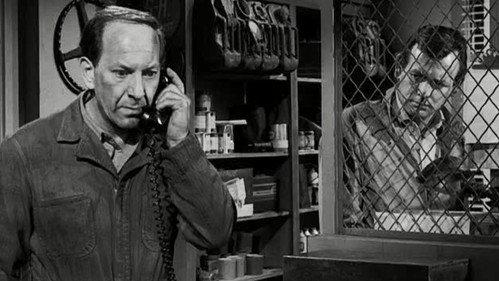 The Fugitive Season 2 Episode 24 - Everybody Gets Hit in the Mouth Sometime