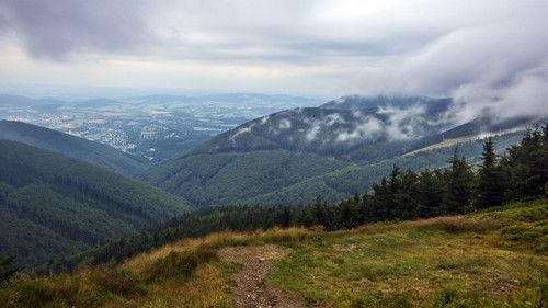 Krajinou domova Season 2 Episode 8 - Episode 8