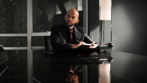 Supergirl Season 5 Episode 12 - Back from the Future (2)