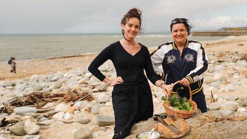 Susan Calman's Grand Day Out Season 7 Episode 5 - Lyme Regis