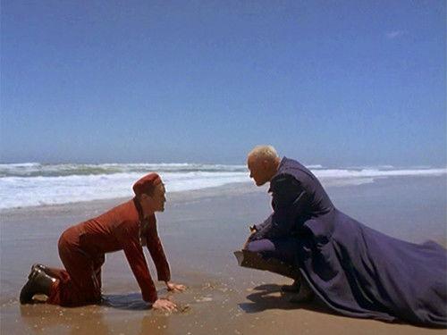 Lexx Season 3 Episode 12 - The Beach