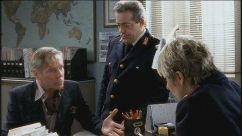 Police District Season 5 Episode 6 - The law of the heart / Bad teachers