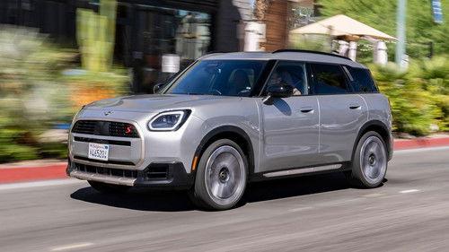 MotorWeek Season 44 Episode 12 - MINI Countryman ALL4