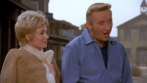 The Partridge Family Season 2 Episode 13 - Don't Bring Your Guns to Town, Santa
