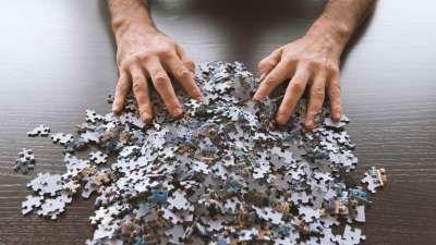 How Do They Do It? Season 16 Episode 14 - High Rise Window Cleaners, Jigsaw Puzzles, Field Hockey Sticks