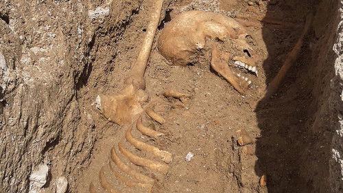 Digging for Britain Season 8 Episode 1 - West