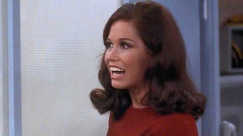 The Mary Tyler Moore Show Season 1 Episode 12 - Anchorman Overboard