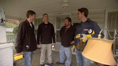 American Pickers Season 2 Episode 1 - Art of the Deal