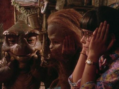 Land of the Lost Season 2 Episode 9 - Annie in Charge