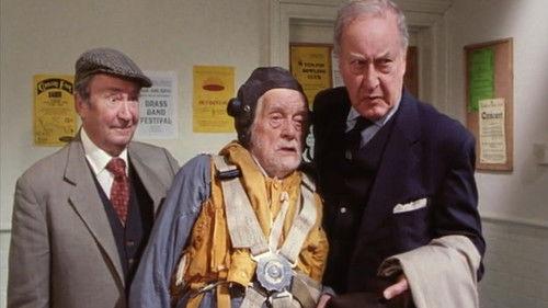 Last of the Summer Wine Season 19 Episode 10 - Support Your Local Skydiver