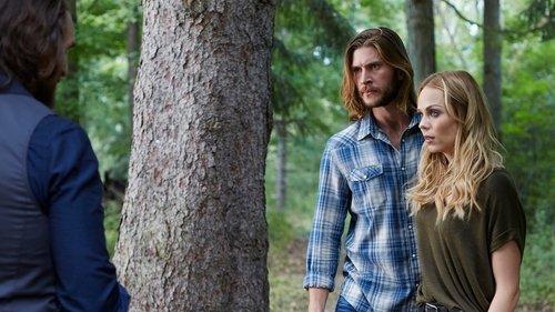 Bitten Season 3 Episode 1 - Family, Of Sorts