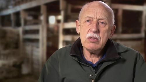 The Incredible Dr. Pol Season 14 Episode 12 - Paws for Concern