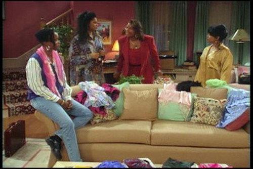 Living Single Season 1 Episode 5 - In the Black Is Beautiful