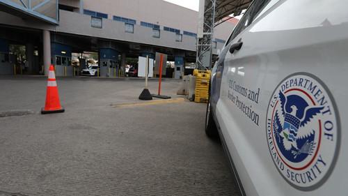 To Catch a Smuggler Season 5 Episode 4 - Bananas and Blow