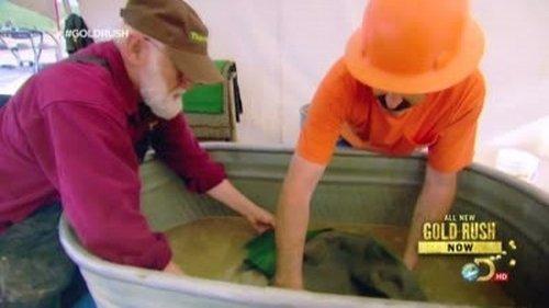 Gold Rush Season 3 Episode 11 - Dozer Wars