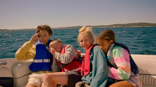 The campsite Season 1 Episode 15 - A slightly too hot summer day