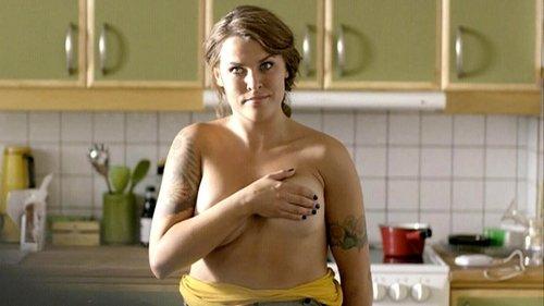 Solsidan Season 2 Episode 4 - Skrikande fågel ställer till det