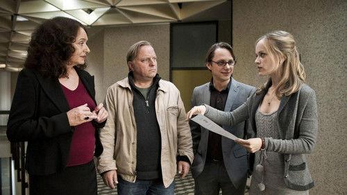 Scene of the Crime Season 43 Episode 10 - Limping Leg