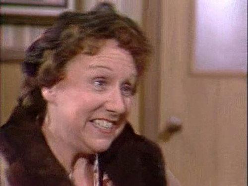 All in the Family Season 9 Episode 20 - Stephanie's Conversion