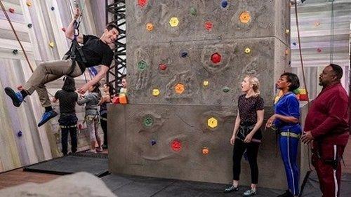 The Neighborhood Season 1 Episode 17 - Welcome to the Climb