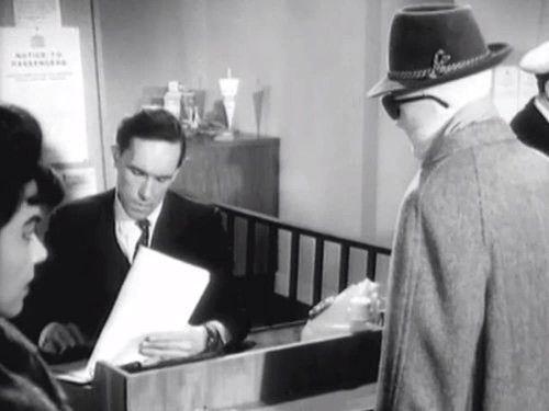 The Invisible Man Season 2 Episode 9 - Man in Disguise