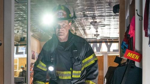 9-1-1 Season 5 Episode 2 - Desperate Times