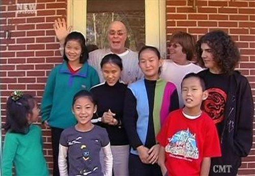 Extreme Makeover: Home Edition Season 6 Episode 21 - The Kadzis Family