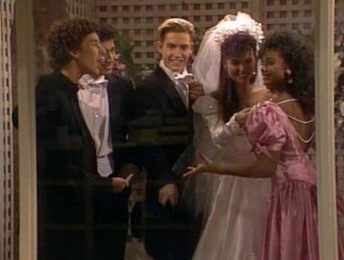 Saved by the Bell Season 3 Episode 16 - All in the Mall