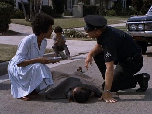 Adam-12 Season 6 Episode 10 - Hollywood Division