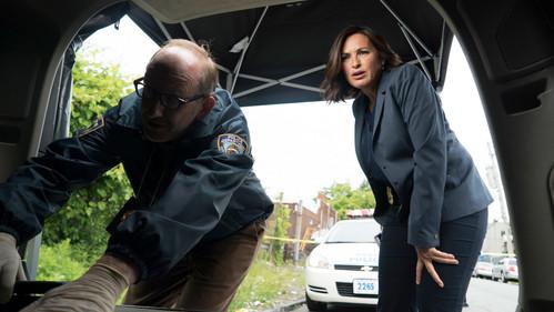 Law & Order: Special Victims Unit Season 17 Episode 2 - Criminal Pathology (2)