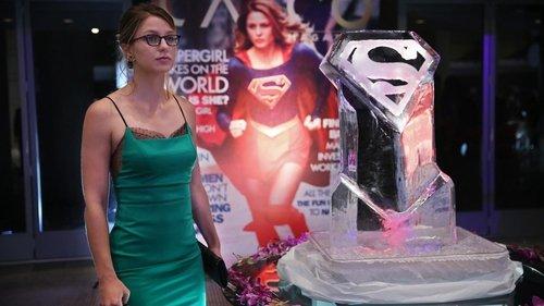 Supergirl Season 1 Episode 3 - Fight or Flight