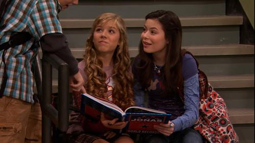 iCarly Season 1 Episode 10 - iWant a World Record