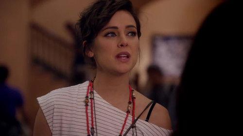 90210 Season 3 Episode 17 - Blue Naomi
