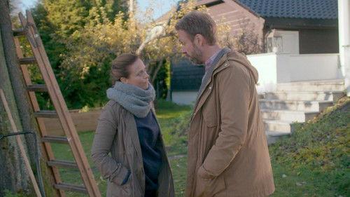 Helt perfekt Season 5 Episode 6 - The Rakfisk Club