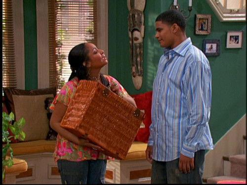 That's So Raven Season 4 Episode 5 - Adventures In Boss Sitting