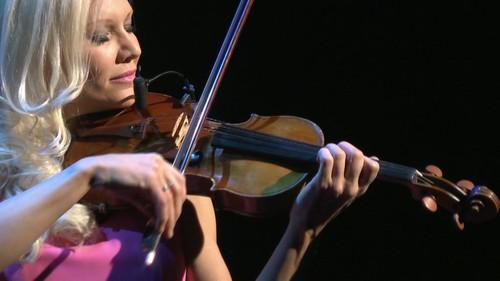 Nästan unplugged Season 1 Episode 1 - Linda Lampenius