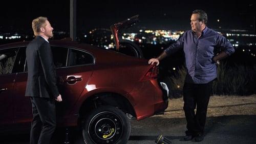 Modern Family Season 5 Episode 1 - Suddenly, Last Summer