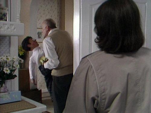 One Foot in the Grave Season 2 Episode 4 - Who Will Buy?