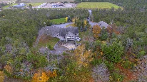 Lakefront Luxury Season 3 Episode 7 - Shirley and Chris