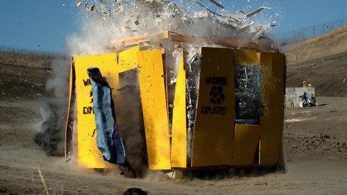 MythBusters Season 9 Episode 21 - Toilet Bomb