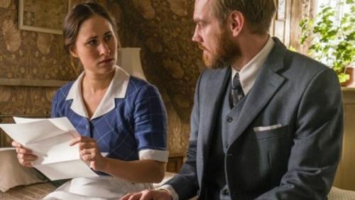 Seaside Hotel Season 4 Episode 7 - For Sale