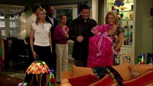 Hope & Faith Season 2 Episode 15 - Carmen Get It